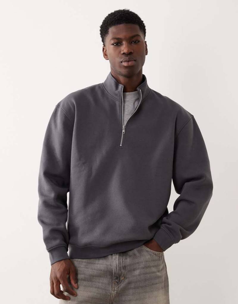 ASOS DESIGN - Essentials - Relaxed-Fit-Sweatshirt in Anthrazit mit kurzem Reißverschluss-Grau von ASOS DESIGN