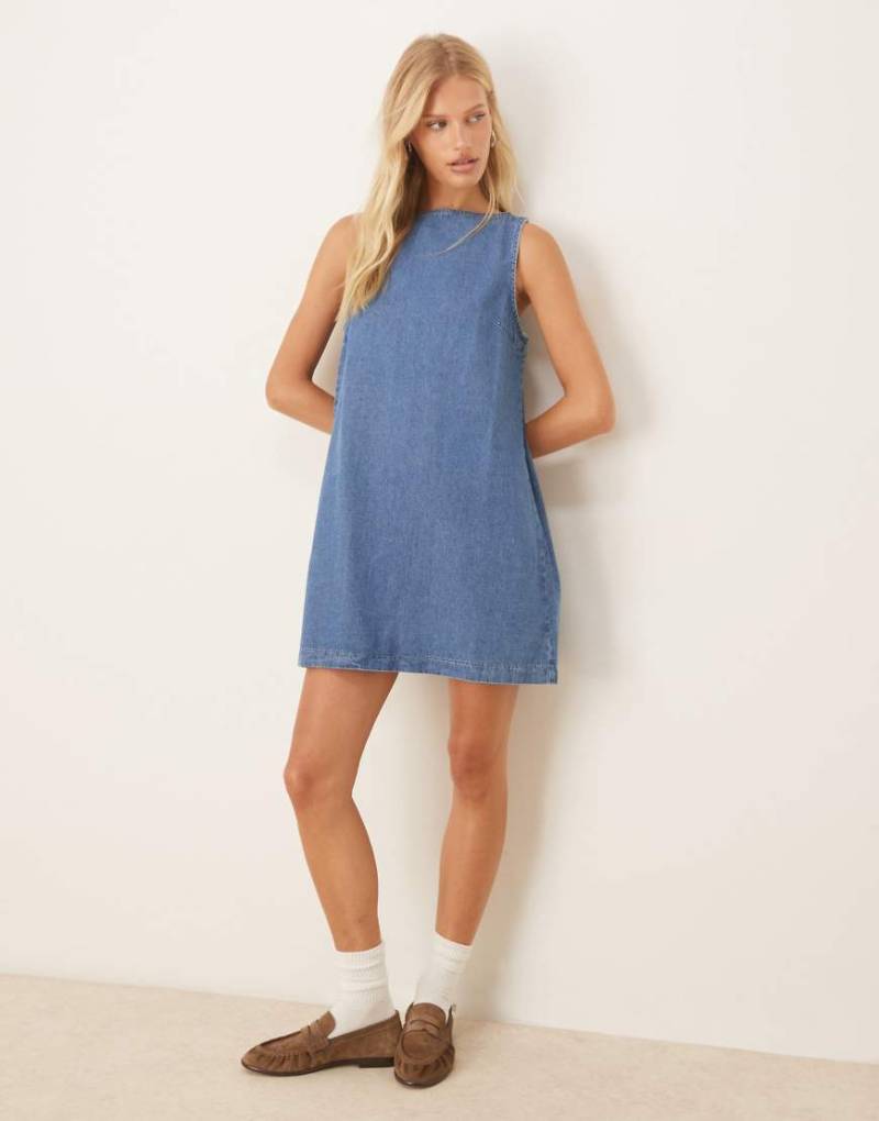 ASOS DESIGN - Etuikleid aus Jeansstoff mit Detail auf der Rückseite-Blau von ASOS DESIGN