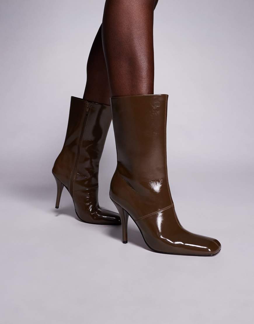 ASOS DESIGN - Everly - Ankle-Boots in Oliv mit Absatz und eckiger Zehenpartie-Grün von ASOS DESIGN
