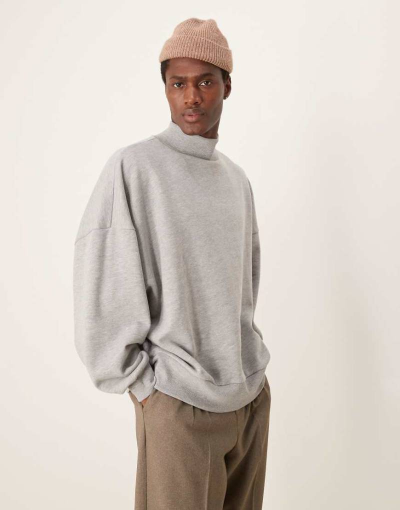 ASOS DESIGN - Extrem-Oversize-Sweatshirt in meliertem Grau von ASOS DESIGN