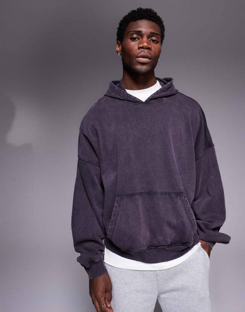 ASOS DESIGN - Extremes Oversize-Sweatshirt in verwaschenem Schwarz von ASOS DESIGN