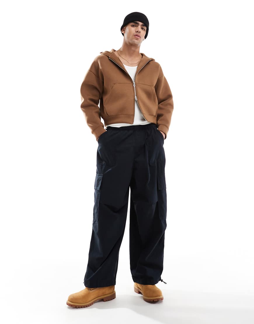 ASOS DESIGN - Fallschirm-Cargohose in Schwarz von ASOS DESIGN