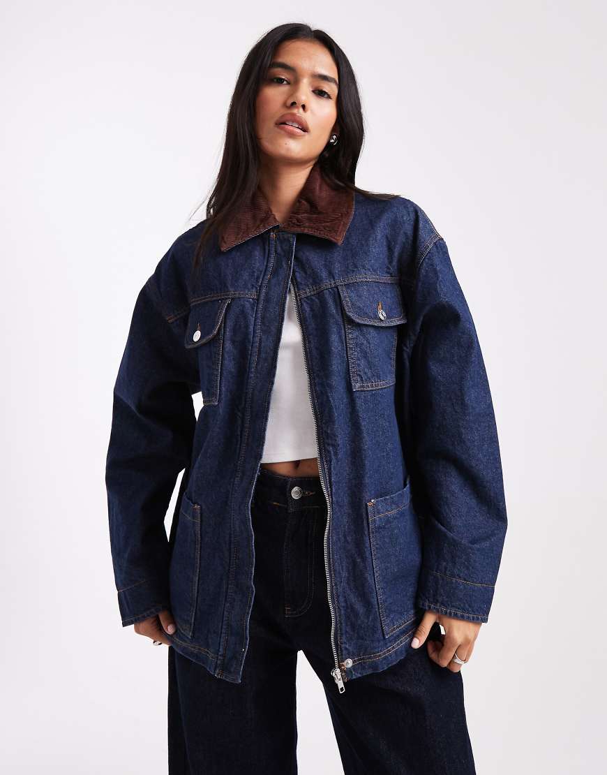 ASOS DESIGN - Farmerjacke aus Denim mit Kontrastkragen und Rinse-Waschung-Blau ASOS DESIGN - Farmerjacke aus Denim mit Kontrastkragen und Rinse-Waschung-Blau von ASOS DESIGN