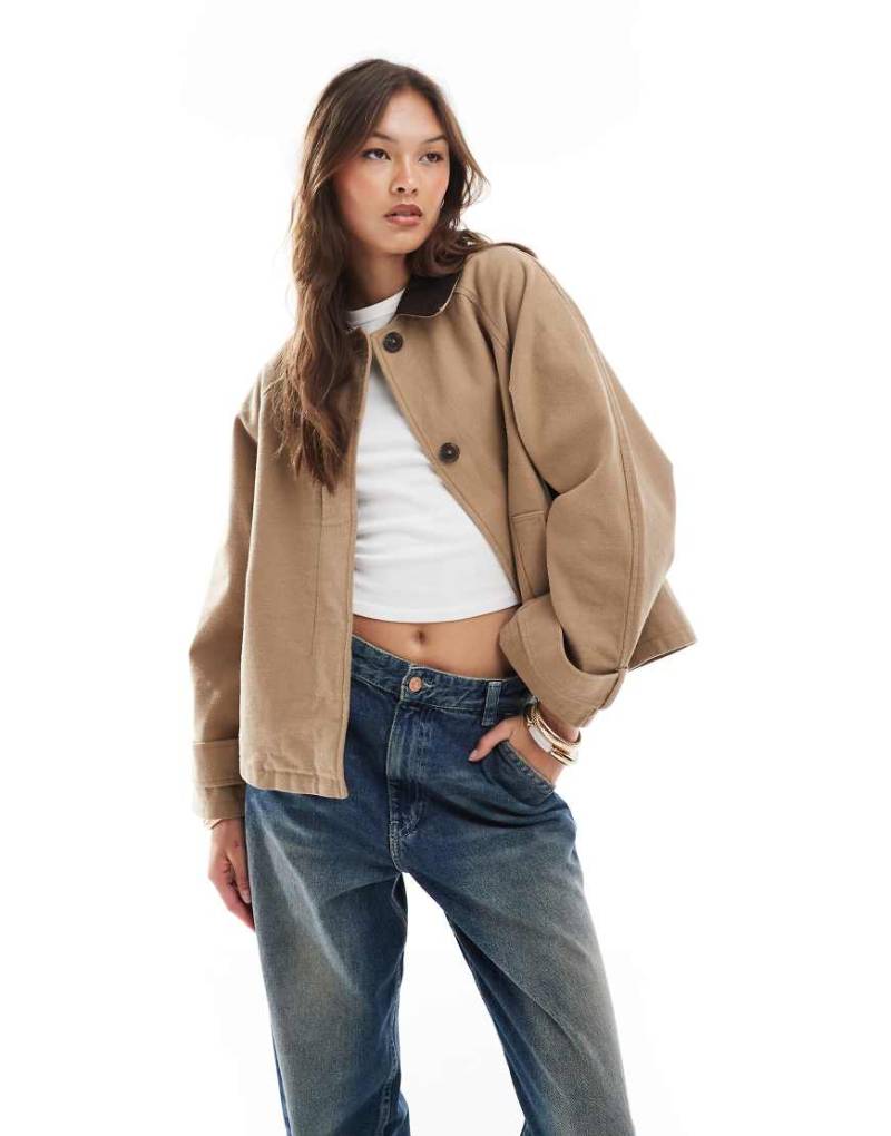 ASOS DESIGN - Jacke in Steinbeige mit Kontrastkragen-Keine Farbe ASOS DESIGN - Jacke in Steinbeige mit Kontrastkragen-Keine Farbe von ASOS DESIGN