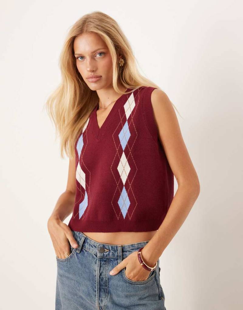 ASOS DESIGN - Feinstrick-Pullunder mit Argylemuster und Knopfleiste-Bunt von ASOS DESIGN