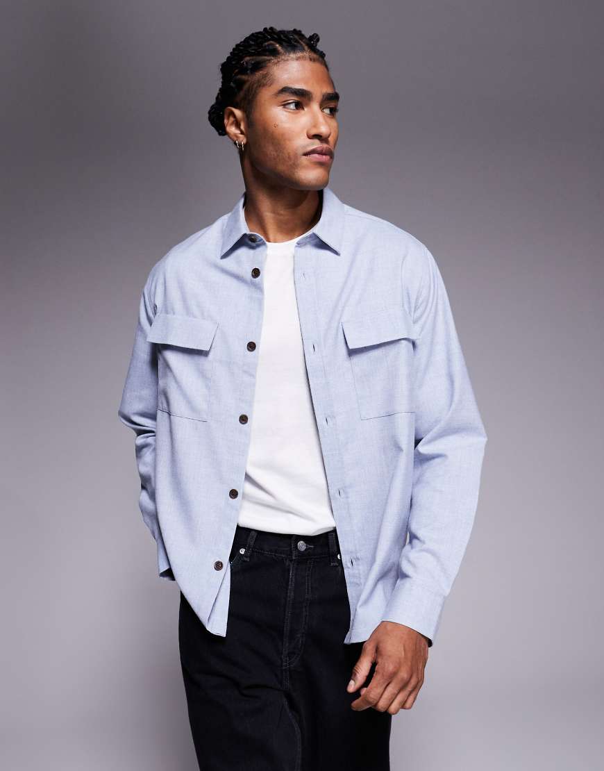 ASOS DESIGN - Flanell-Hemdjacke in Blau mit aufgesetzten Taschen von ASOS DESIGN