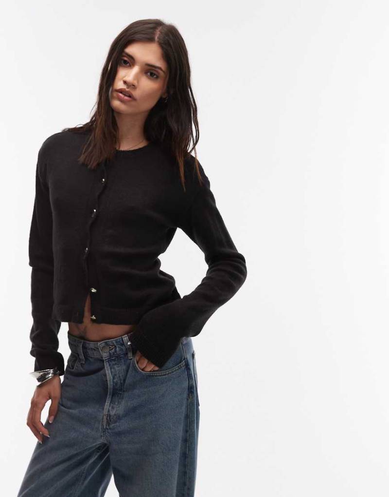 ASOS DESIGN - Flauschige Strickjacke in Schwarz mit kastigem Schnitt von ASOS DESIGN