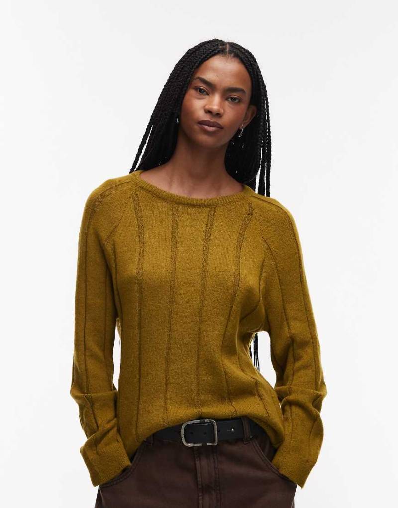 ASOS DESIGN - Flauschiger, breit gerippter Strickpullover in Olivgrün von ASOS DESIGN