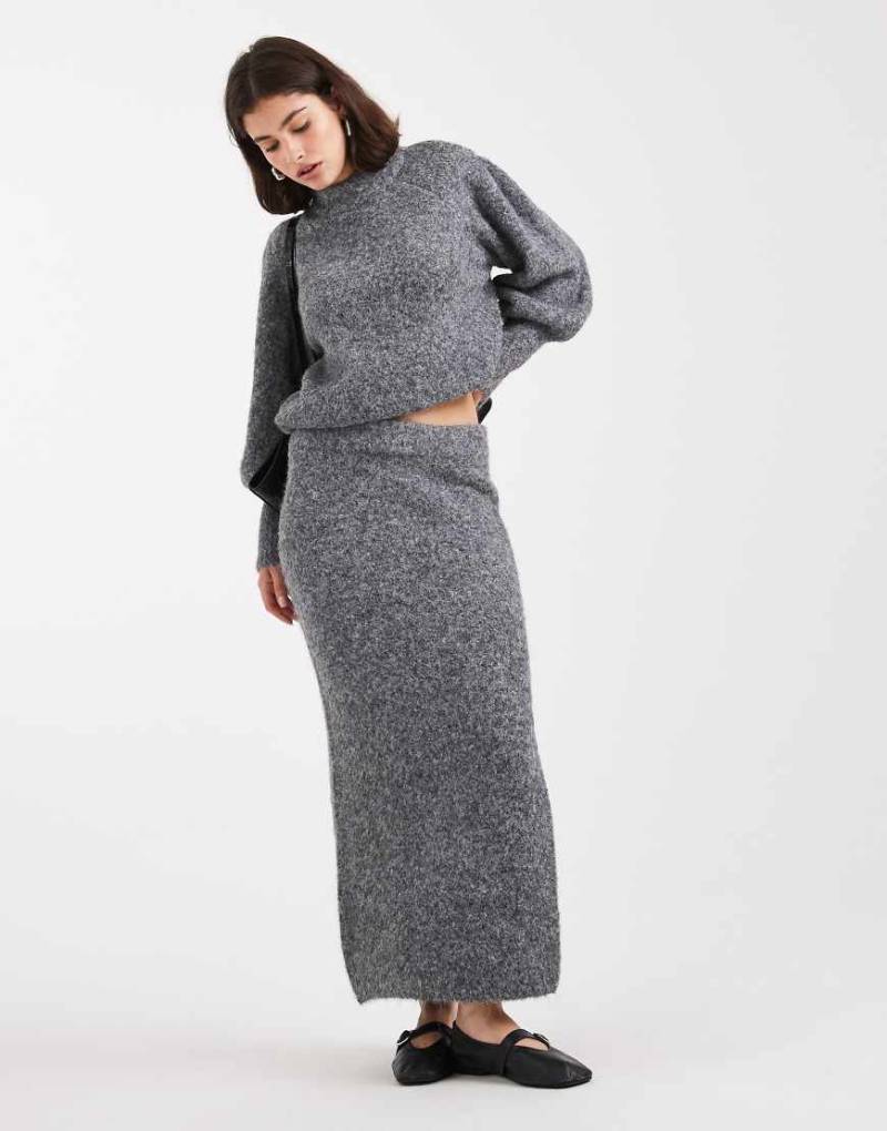 ASOS DESIGN - Flauschiger Maxirock in Anthrazit, Kombiteil-Grau von ASOS DESIGN