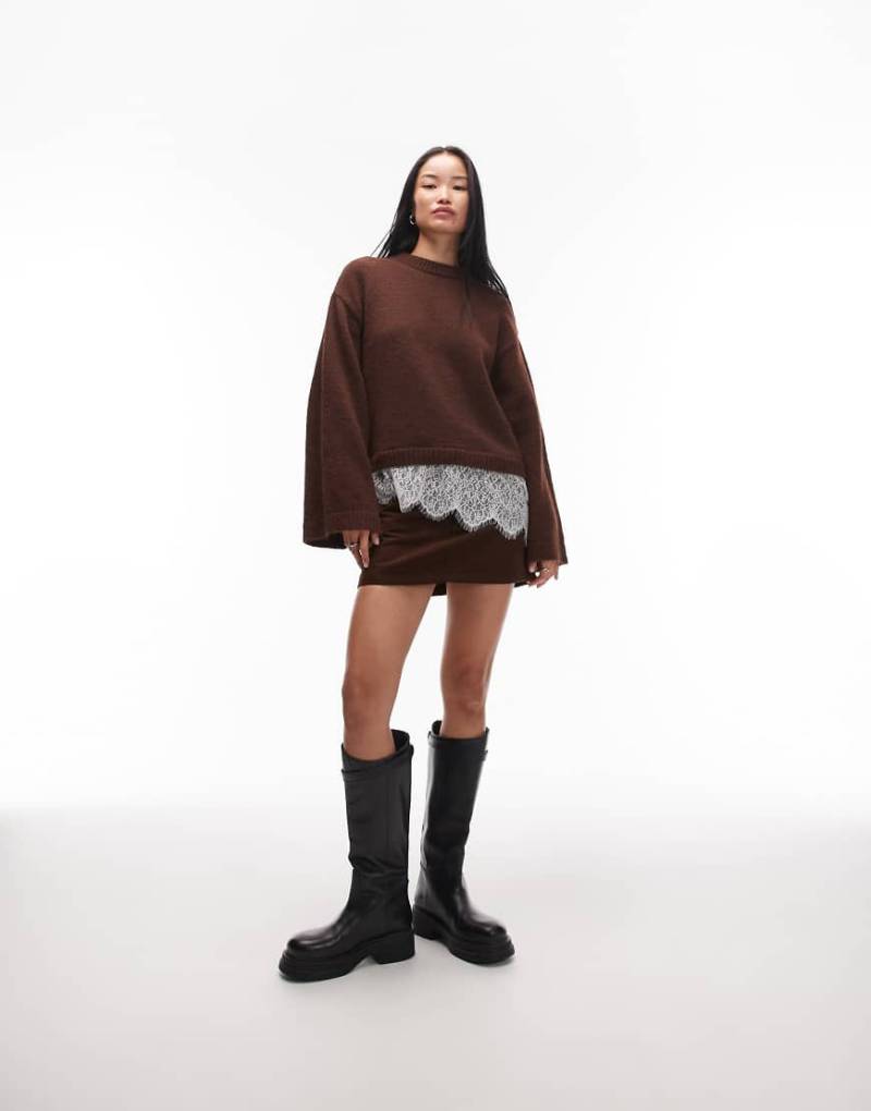 ASOS DESIGN - Flauschiger Strickpullover in Braun mit weiten Ärmeln und Spitzensaum-Brown von ASOS DESIGN