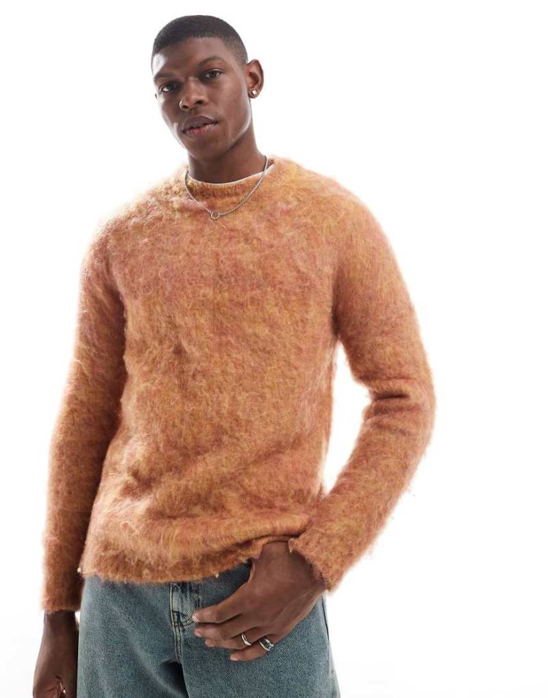 ASOS DESIGN - Flauschiger Strickpullover in Orange von ASOS DESIGN