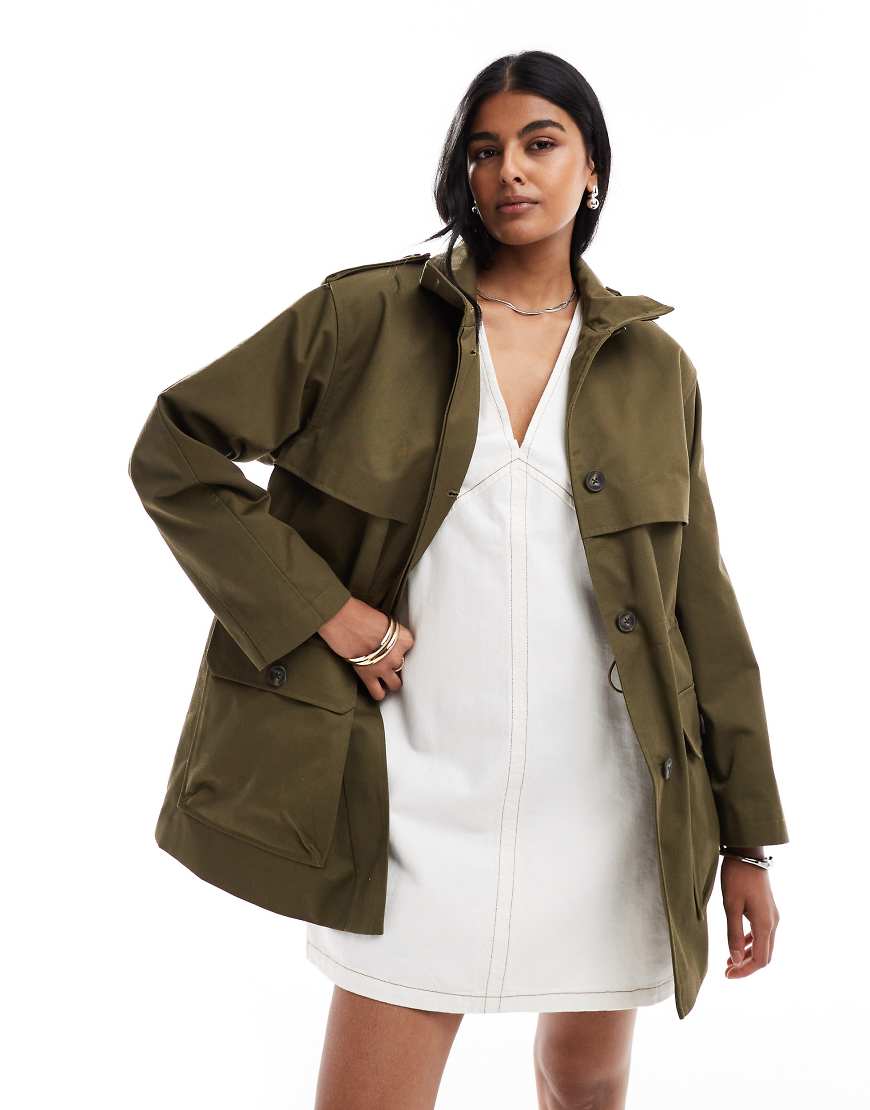 ASOS DESIGN - Formeller Parka in Oliv mit vier Taschen-Grün ASOS DESIGN - Formeller Parka in Oliv mit vier Taschen-Grün von ASOS DESIGN