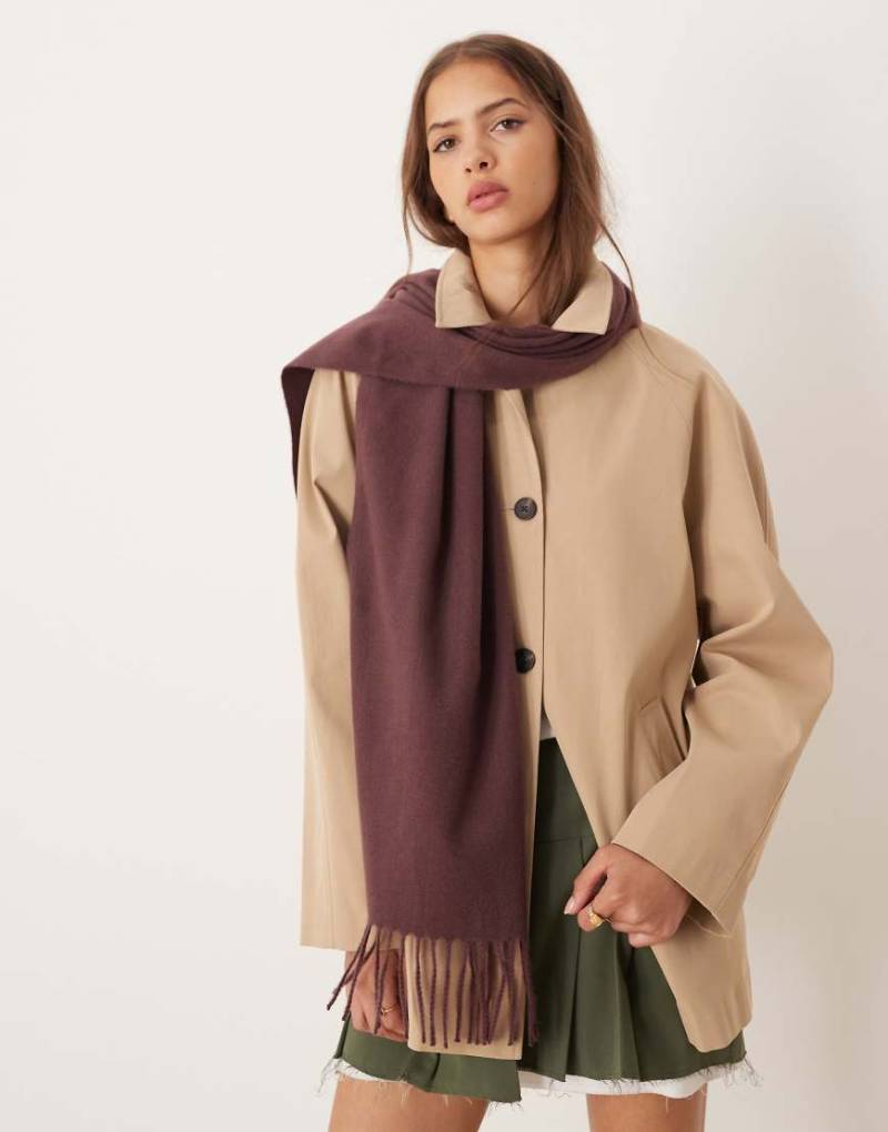 ASOS DESIGN - Fransenschal aus Webstoff in kräftigem Mauve-Lila von ASOS DESIGN