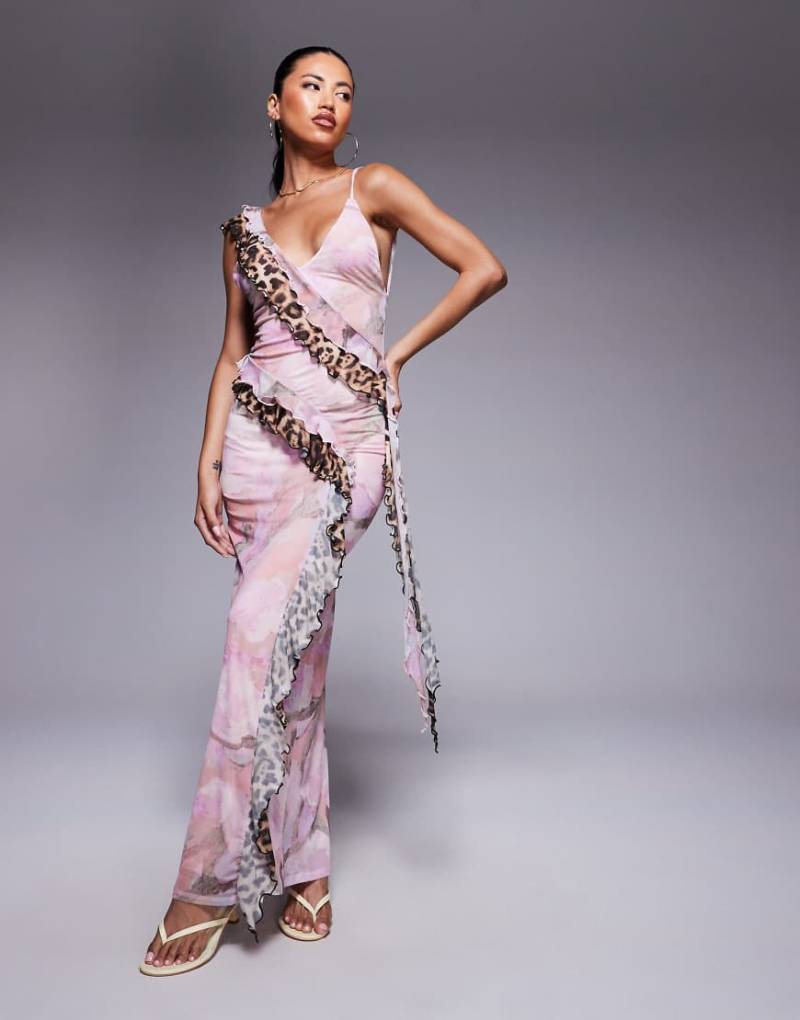 ASOS DESIGN - Geblümtes Maxikleid aus Netzstoff mit schmalen Trägern und Rüschen mit Animal-Print-Bunt von ASOS DESIGN