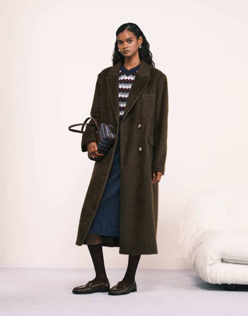 ASOS DESIGN - Gebürsteter Oversize-Dad-Mantel in dunklem Khaki-Brown von ASOS DESIGN