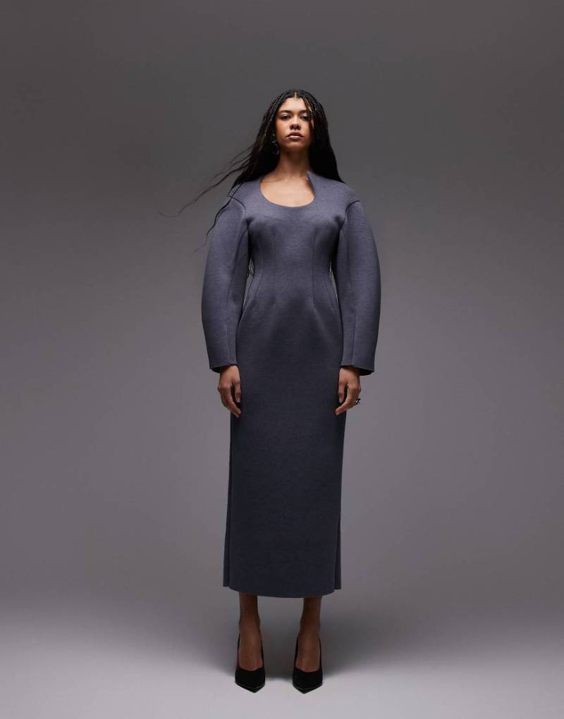 ASOS DESIGN - Geformtes Midikleid in Anthrazit mit Cut-away-Ausschnitt-Grau von ASOS DESIGN