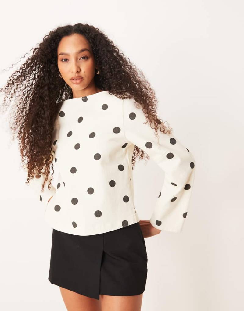 ASOS DESIGN - Gepunktetes Jeans-Oberteil in Schwarz mit Cocoon-Ärmeln-Weiß von ASOS DESIGN