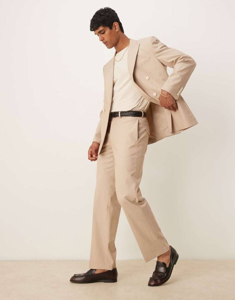 ASOS DESIGN - Gerade geschnittene Anzughose in meliertem Steinbeige mit Nadelstreifen-Neutral von ASOS DESIGN