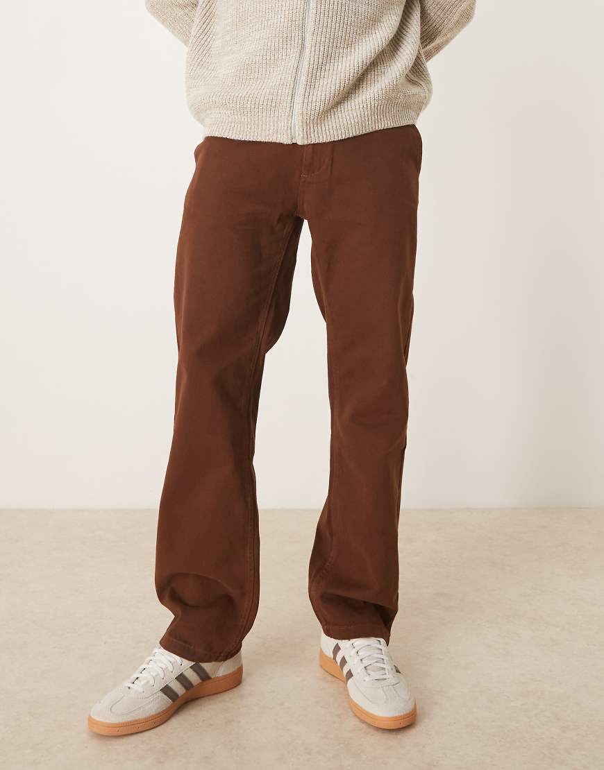ASOS DESIGN - Gerade geschnittene Chinohose in Braun-Brown von ASOS DESIGN