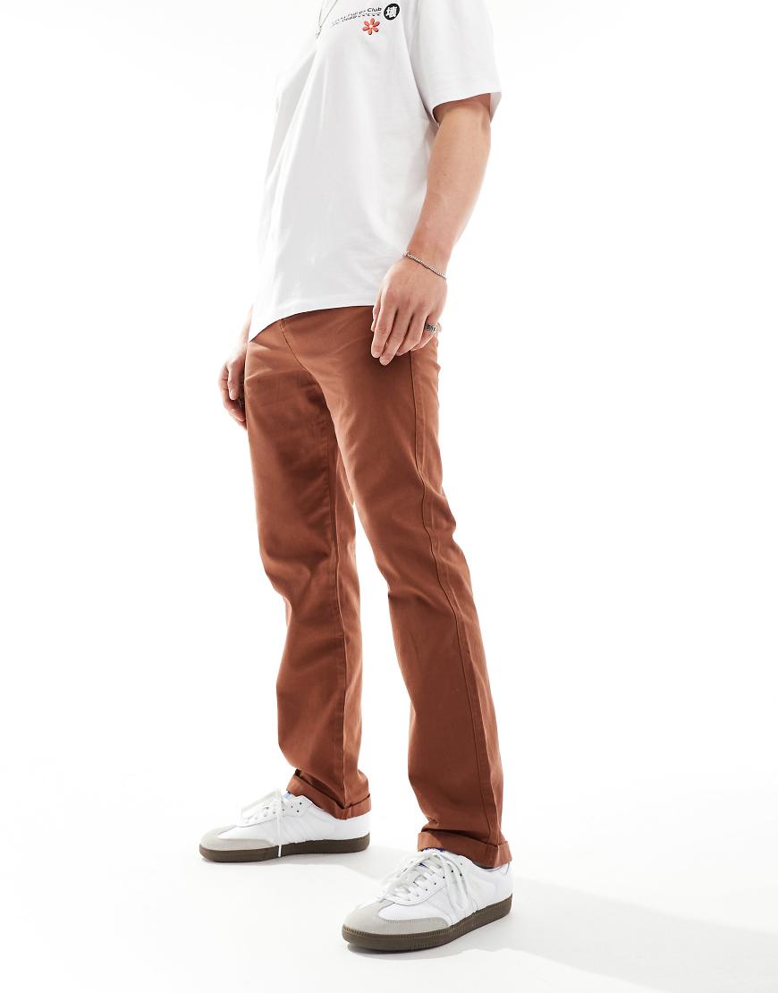 ASOS DESIGN - Gerade geschnittene Chinohose in verwaschenem Braun ASOS DESIGN - Gerade geschnittene Chinohose in verwaschenem Braun von ASOS DESIGN