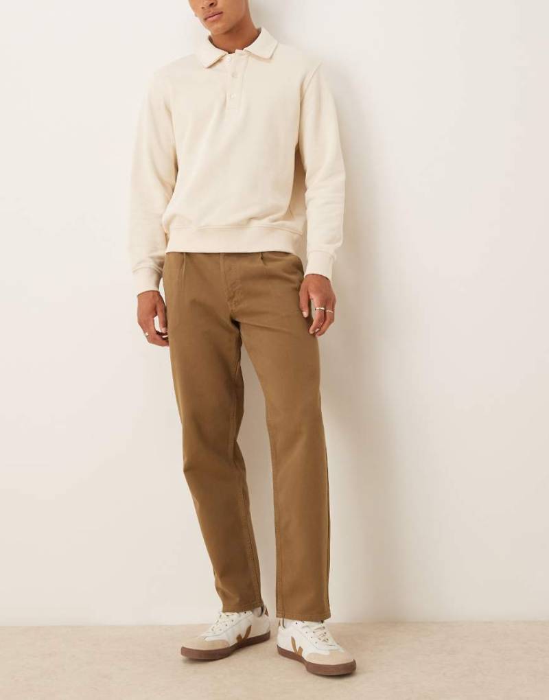 ASOS DESIGN - Gerade geschnittene Hose in Khaki mit Bundfalten-Grün von ASOS DESIGN