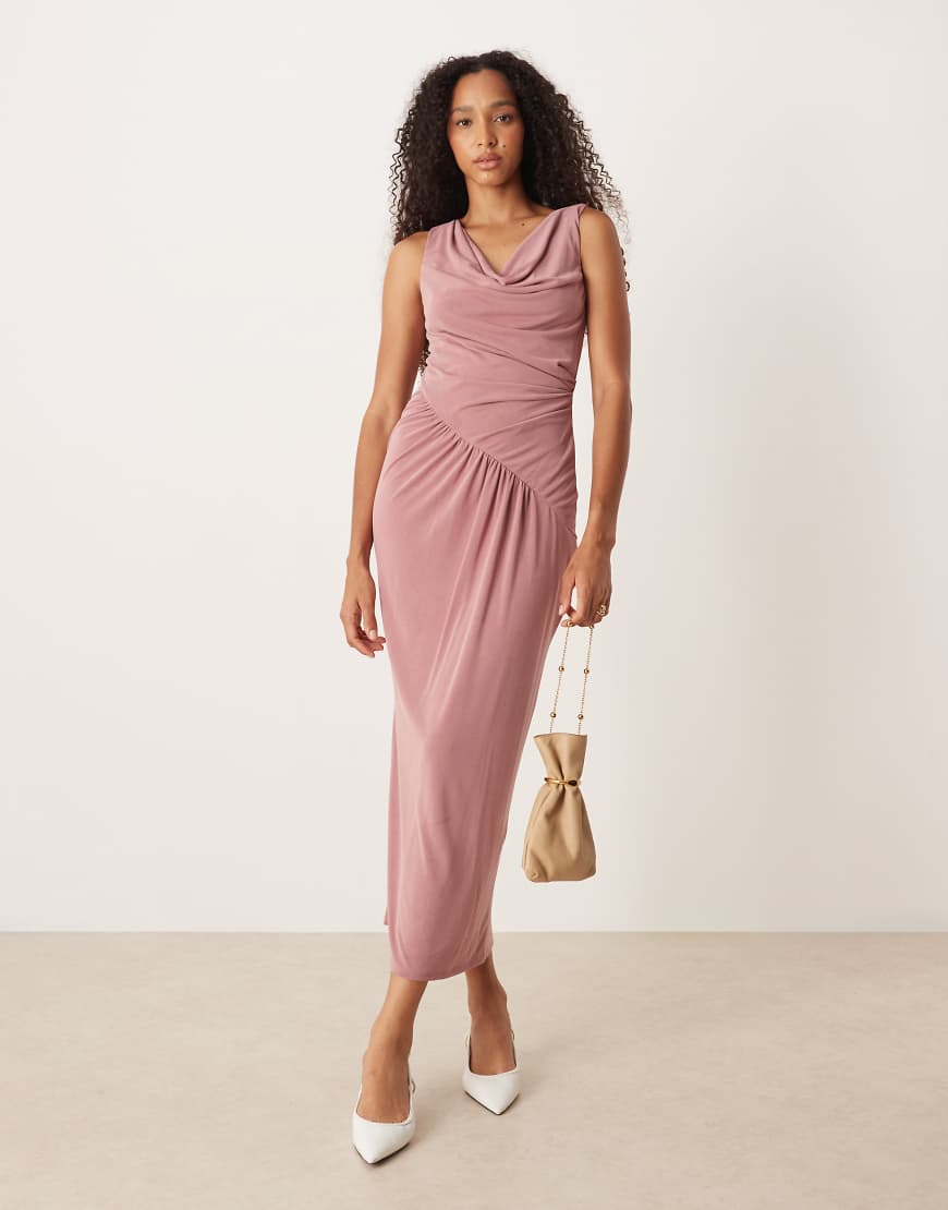 ASOS DESIGN - Gerafftes, asymmetrisches Midikleid in Rosa mit Wasserfallausschnitt von ASOS DESIGN