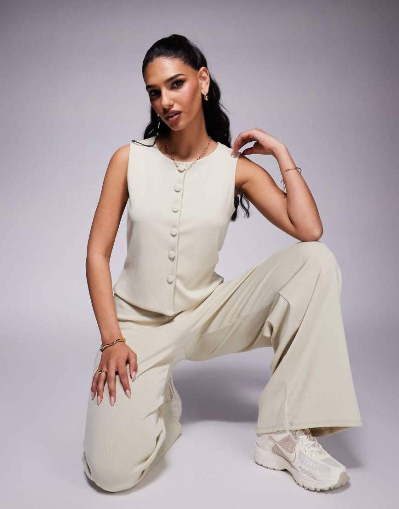 ASOS DESIGN - Gerippte Weste in Steingrau mit Knöpfen vorne, Kombiteil-Neutral ASOS DESIGN - Gerippte Weste in Steingrau mit Knöpfen vorne, Kombiteil-Neutral von ASOS DESIGN