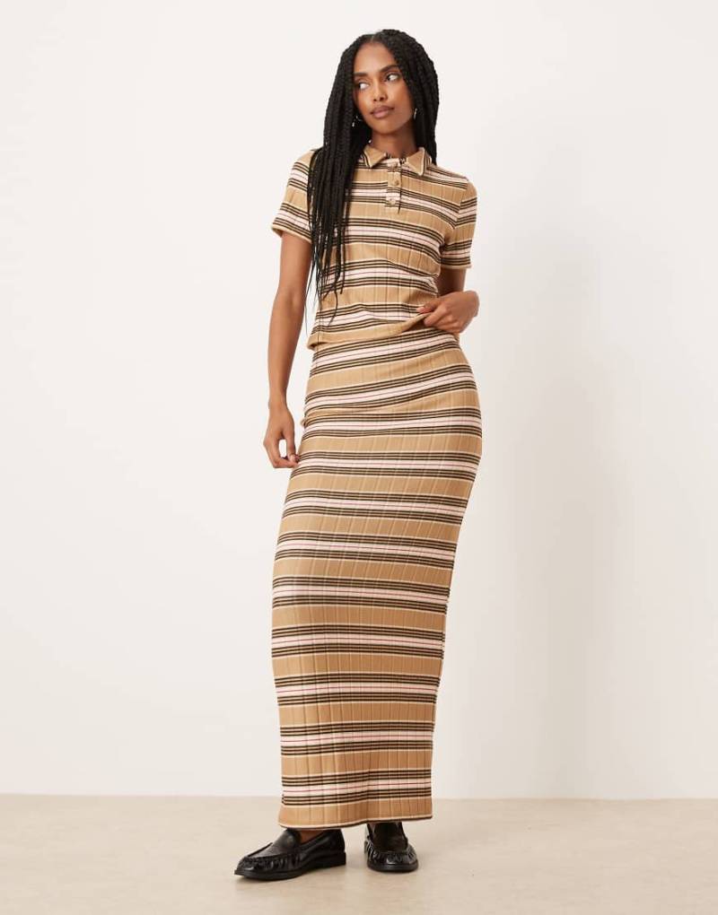 ASOS DESIGN - Gerippter, angerauter Maxirock mit Streifen in Rosa und Taupe, Kombiteil-Bunt von ASOS DESIGN