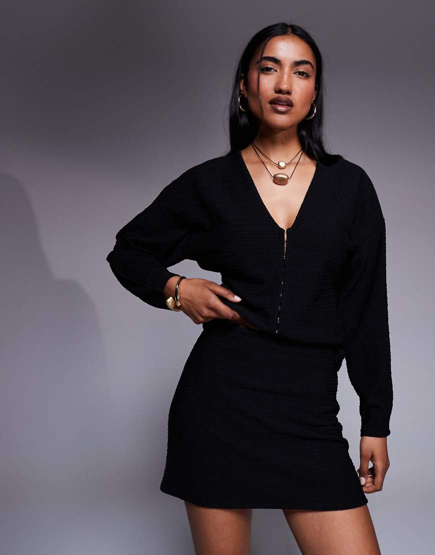 ASOS DESIGN - Gerippter Ballon-Minirock in Schwarz, Kombiteil von ASOS DESIGN