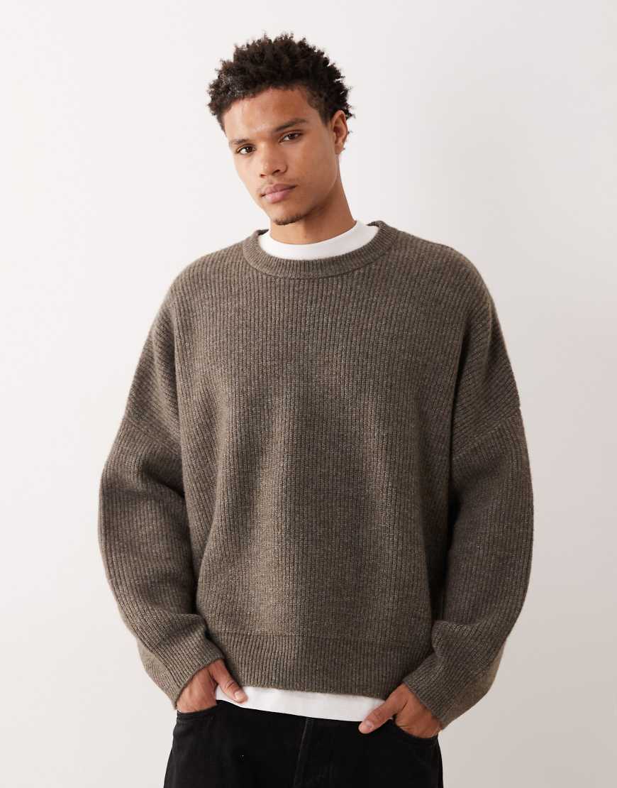 ASOS DESIGN - Gerippter Strickpullover in braun meliert mit extremer, kastiger Oversize-Passform-Brown von ASOS DESIGN