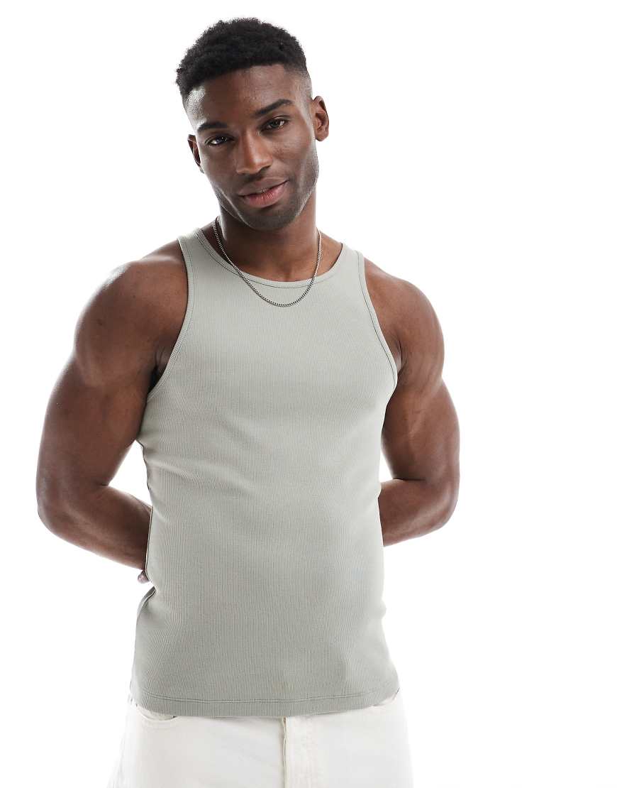 ASOS DESIGN - Geripptes Basic-Muskelshirt in Khaki-Grün von ASOS DESIGN