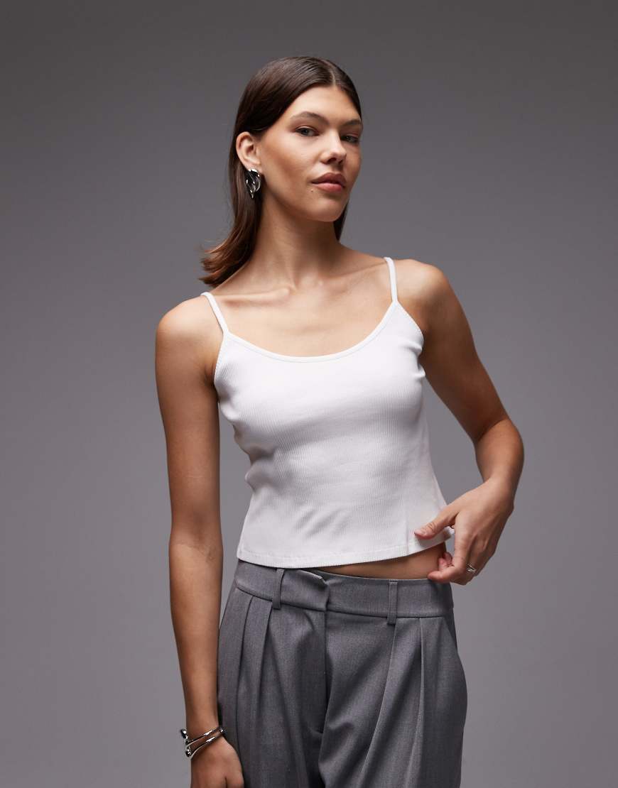 ASOS DESIGN - Geripptes Camisole-Trägertop in Weiß von ASOS DESIGN