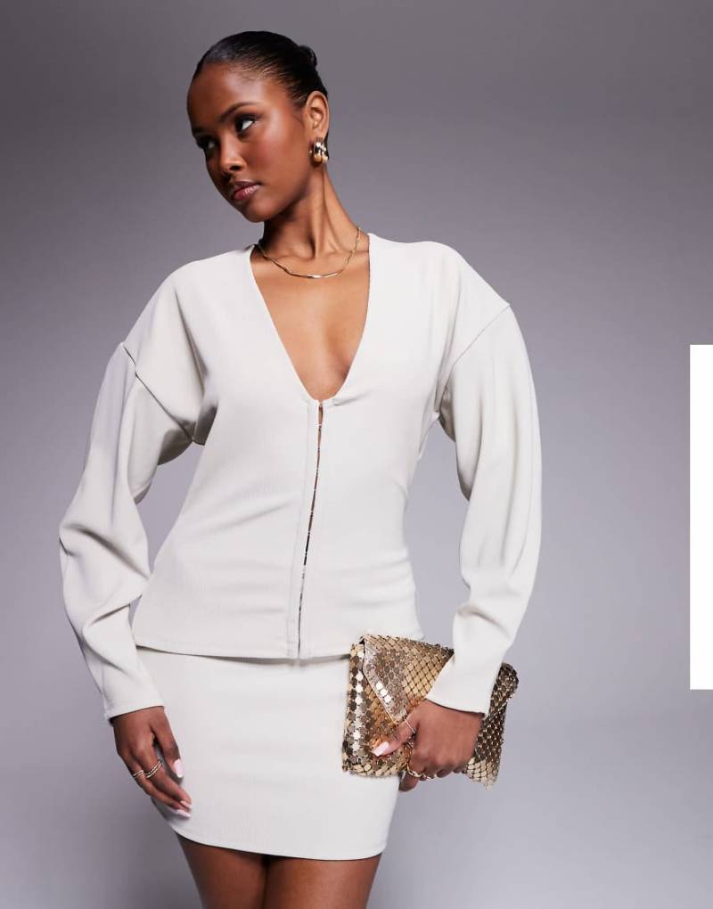 ASOS DESIGN - Gerippter Minirock in Stein, Kombiteil-Neutral von ASOS DESIGN