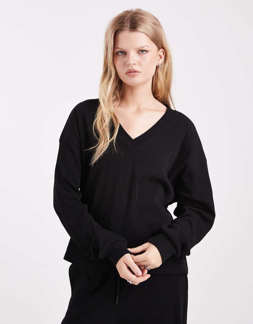 ASOS DESIGN - Geripptes Oversize-Sweatshirt in Schwarz mit V-Ausschnitt, Kombiteil von ASOS DESIGN