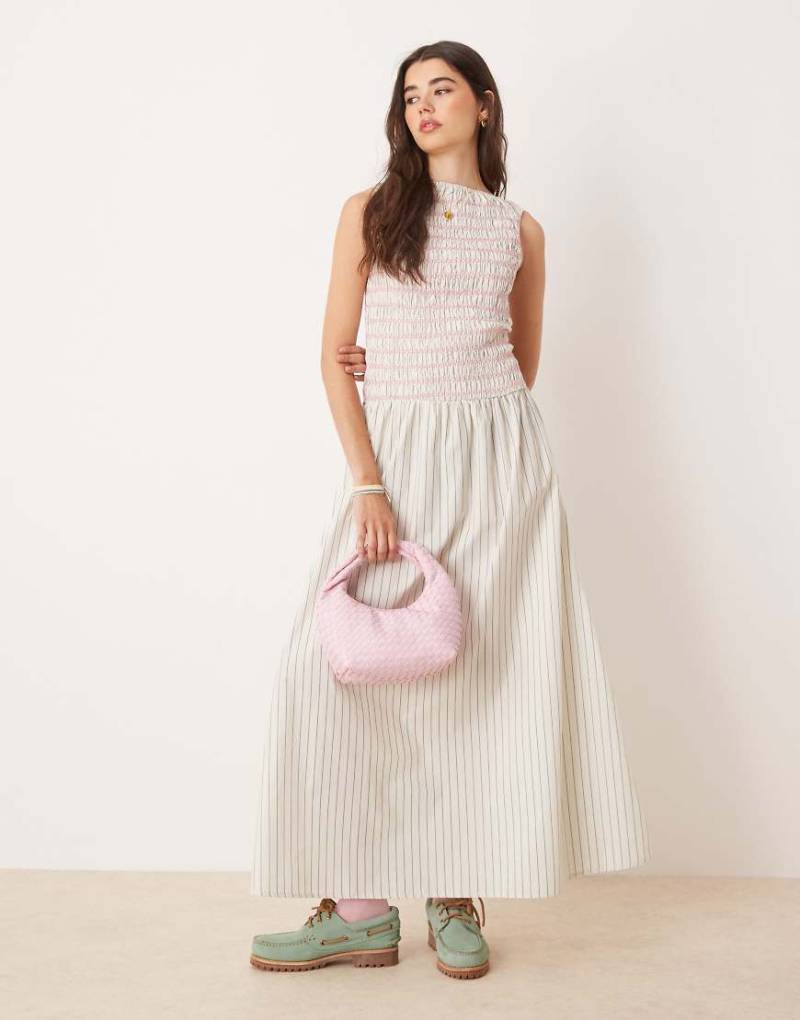 ASOS DESIGN - Gesmoktes Maxikleid mit Kontrastnaht und Streifenmuster-Bunt von ASOS DESIGN