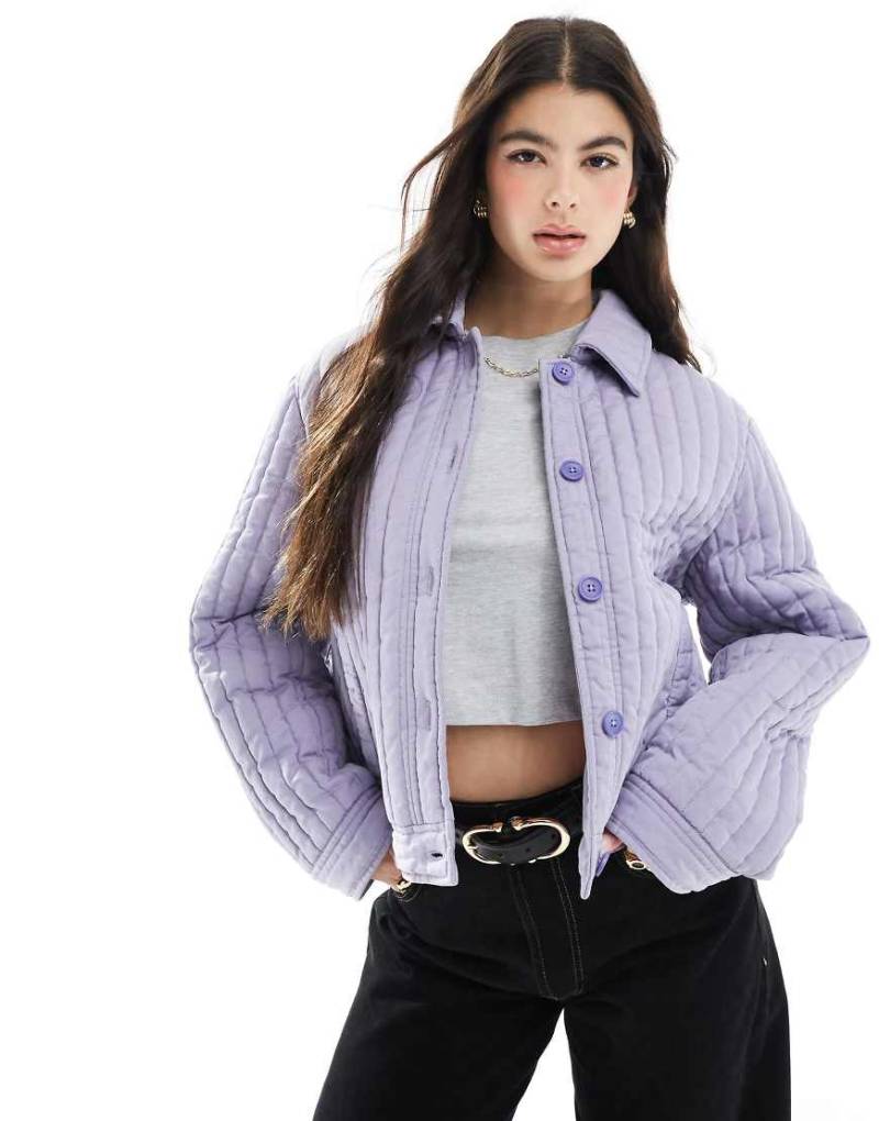 ASOS DESIGN - Gesteppte Hemdjacke in verwaschenem Flieder-Blau von ASOS DESIGN
