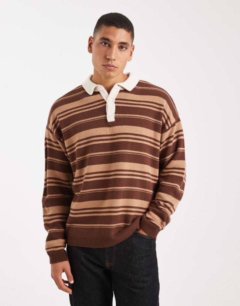 ASOS DESIGN - Gestreiftes Rugby-Polohemd aus Strick in Braun und Taupe mit lockerem Schnitt-Bunt von ASOS DESIGN