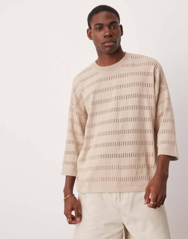 ASOS DESIGN - Gestricktes Oversize-T-Shirt in gestreiftem Ecru-Weiß von ASOS DESIGN