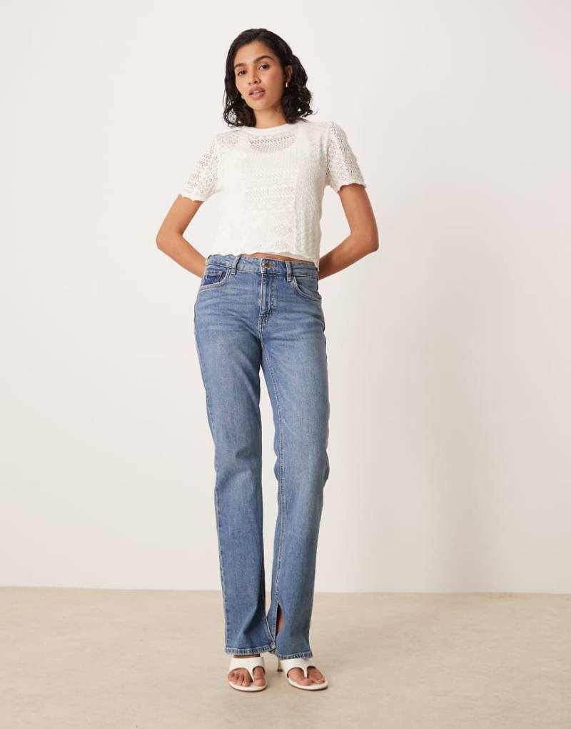 ASOS DESIGN - Gestricktes T-Shirt mit auffälligem Patchwork-Muster-Weiß von ASOS DESIGN