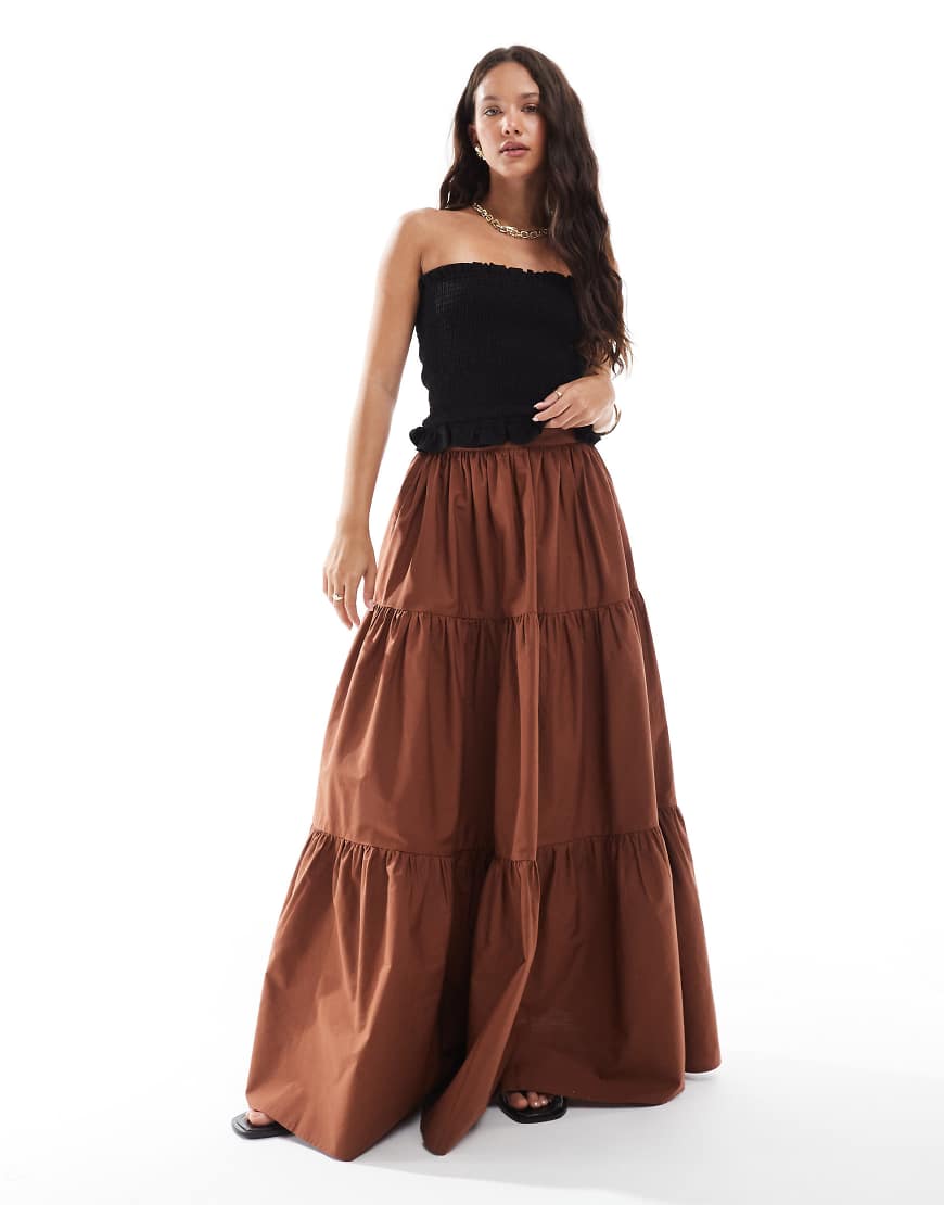 ASOS DESIGN - Gestufter Boho-Maxirock in Braun ASOS DESIGN - Gestufter Boho-Maxirock in Braun von ASOS DESIGN