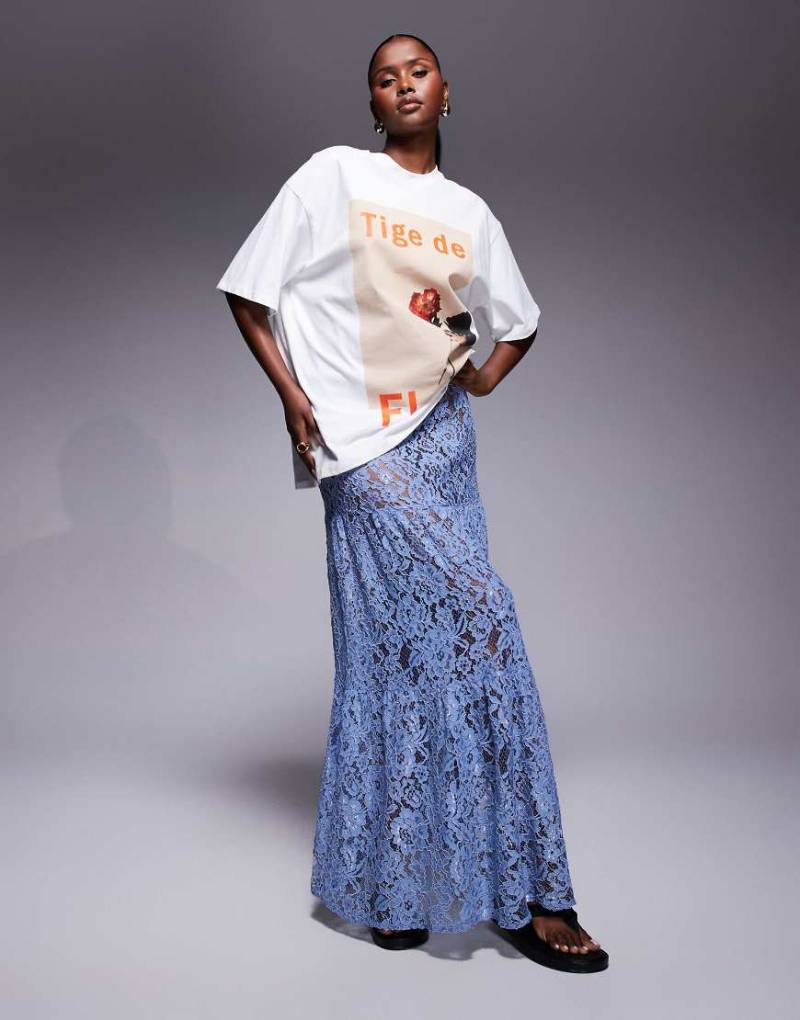 ASOS DESIGN - Gestufter Spitzen-Maxirock in Blau von ASOS DESIGN