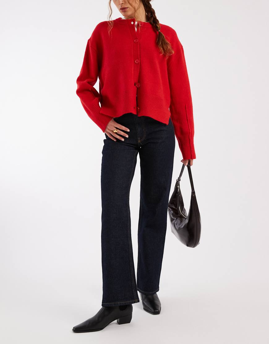ASOS DESIGN - Getönte Jeans mit geradem Schnitt und bequemem Stretchanteil-Marineblau von ASOS DESIGN