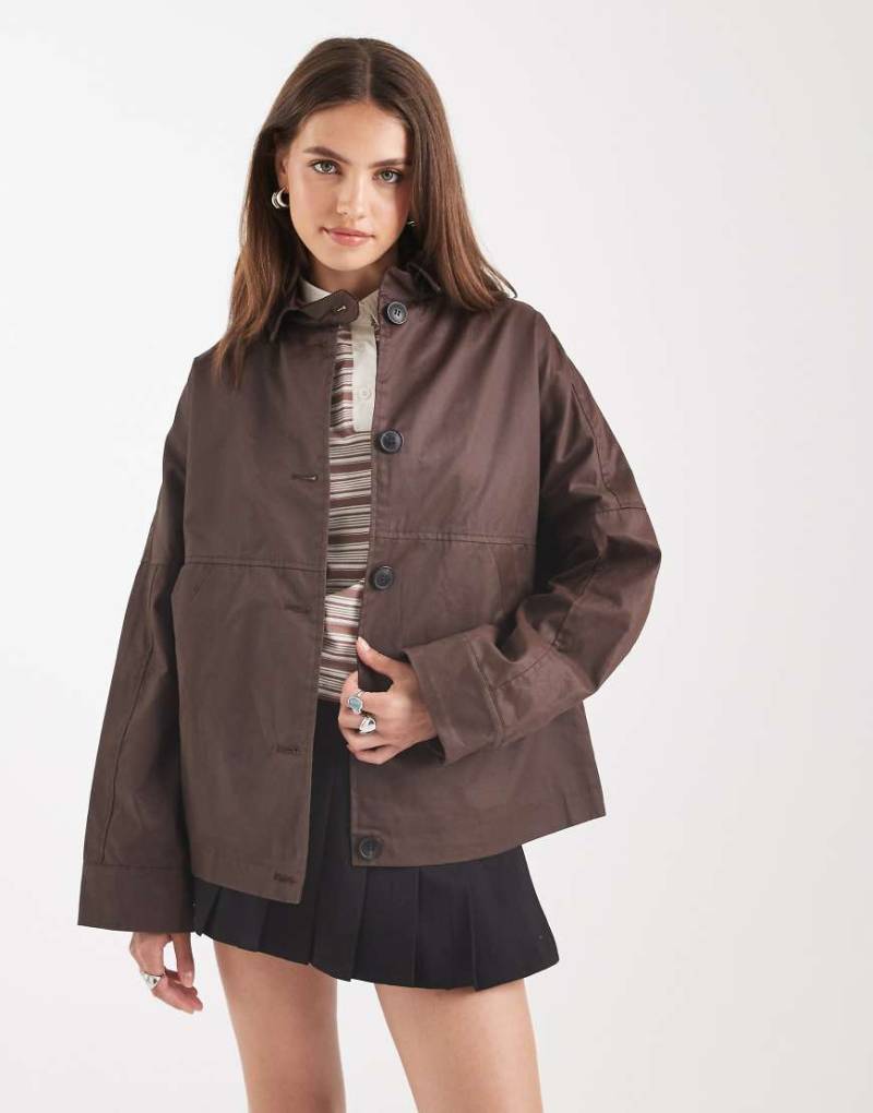 ASOS DESIGN - Gewachste Harrington-Jacke in Schokobraun von ASOS DESIGN