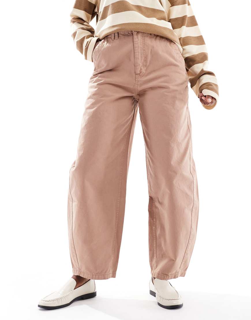 ASOS DESIGN - Gewaschene Hose in verwaschenem Braun mit abgerundetem Beinschnitt-Brown von ASOS DESIGN