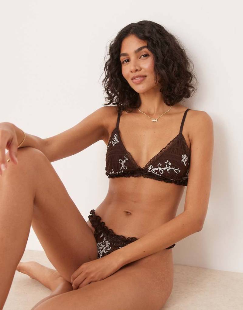 ASOS DESIGN - Gia - Weicher BH in Schokobraun mit Vintage-Rüschenverzierung von ASOS DESIGN