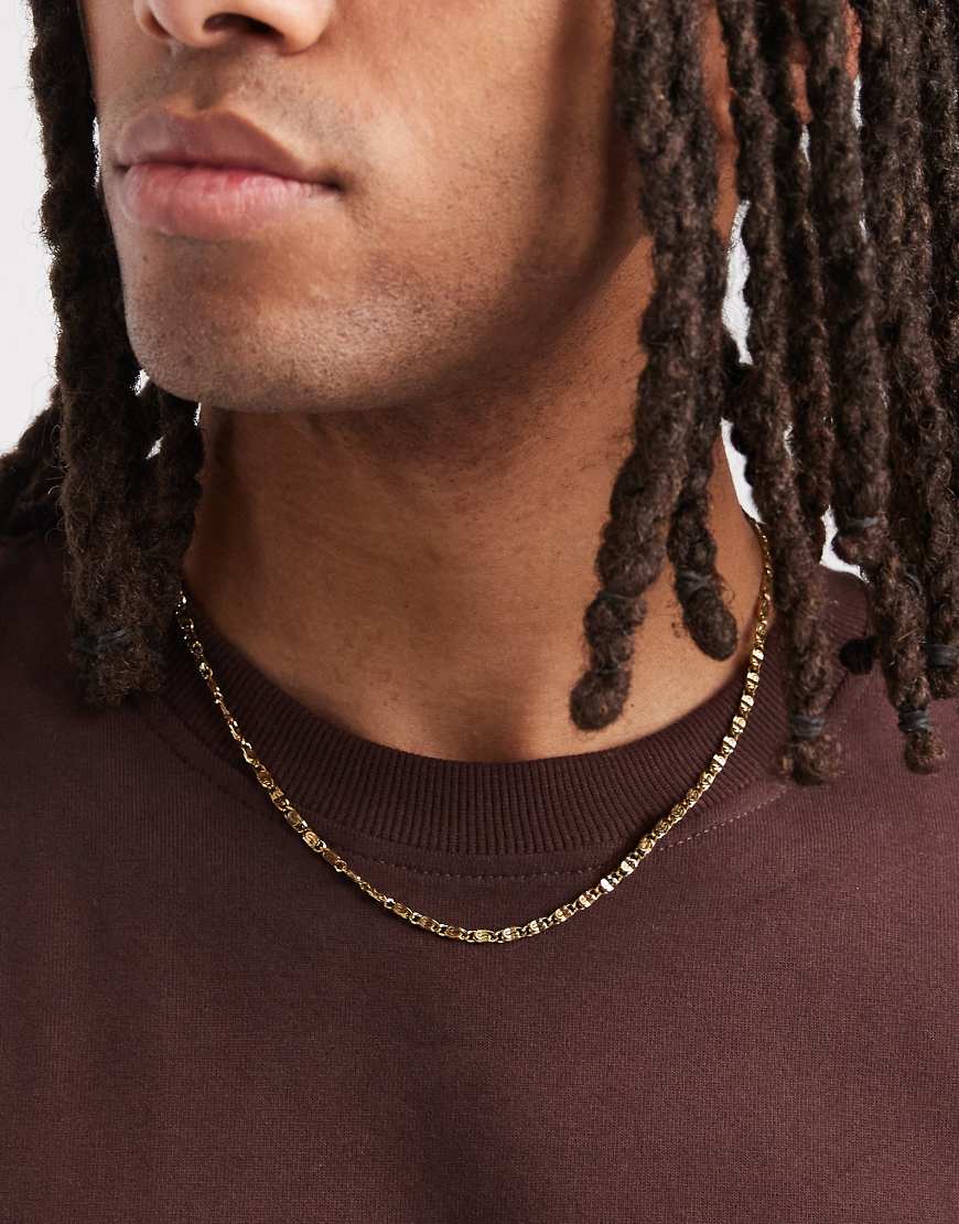ASOS DESIGN - Goldfarbene Halskette aus wasserfestem Edelstahl mit verdrehten Gliedern von ASOS DESIGN