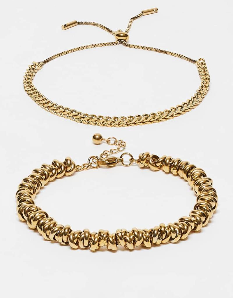 ASOS DESIGN - 2er-Pack Festival-Armbänder aus wasserfestem Edelstahl mit Glieder- und Perlen-Design in Goldoptik-Goldfarben von ASOS DESIGN