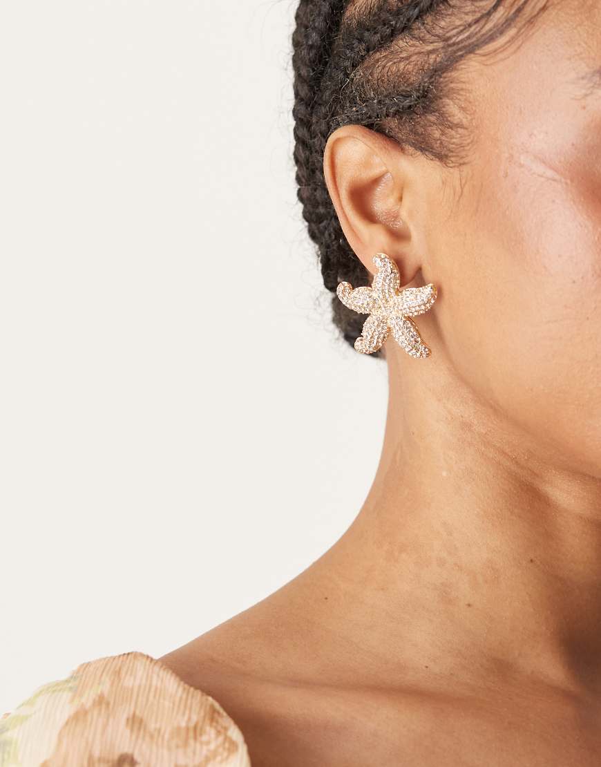 ASOS DESIGN - Goldfarbene Ohrstecker mit Seesternverzierung ASOS DESIGN - Goldfarbene Ohrstecker mit Seesternverzierung von ASOS DESIGN