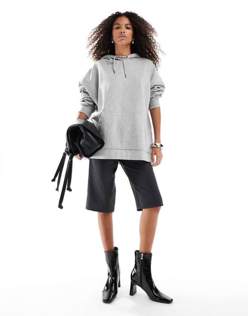 ASOS DESIGN - Grau melierter Oversize-Kapuzenpullover von ASOS DESIGN