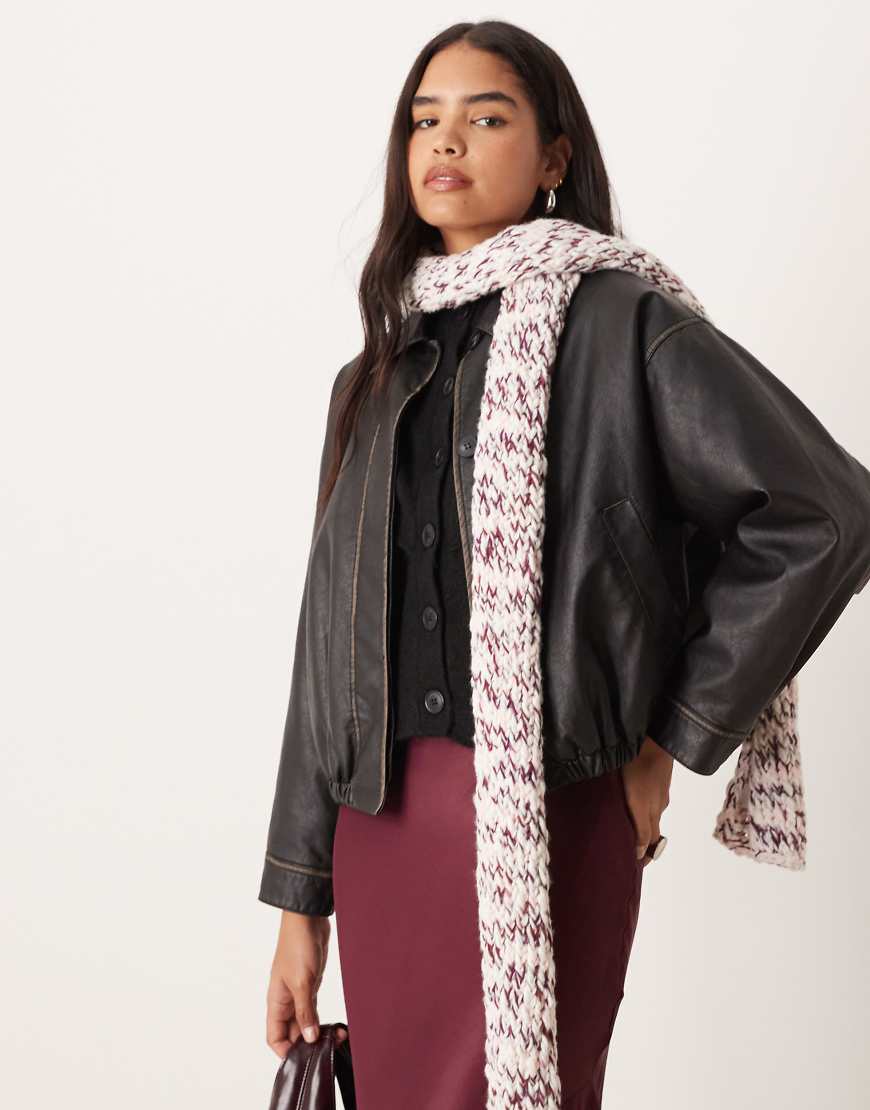 ASOS DESIGN - Grober, handgestrickter Schal aus Wollmix in mehreren Farben-Bunt von ASOS DESIGN